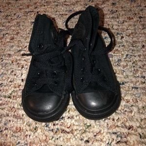 Kids black Chuck’s